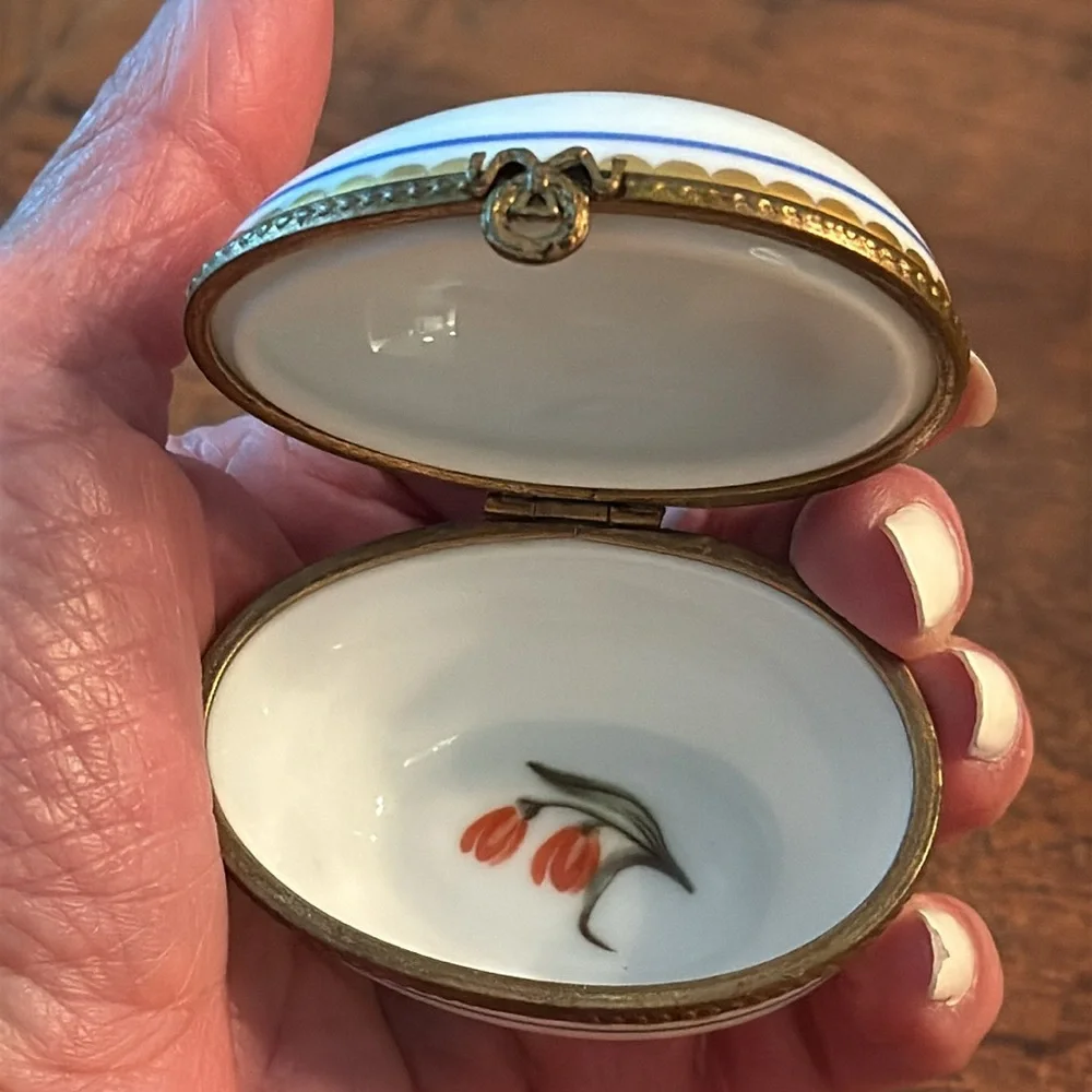 Limoges France Floral Porcelain Hinged Egg Shaped Trinket Box - Picture 6 of 13